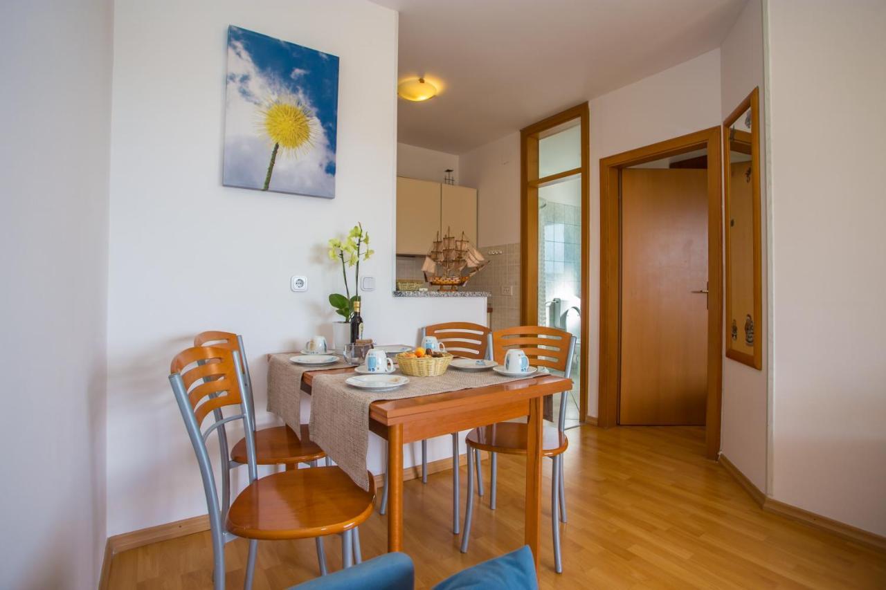 Apartman Vlado Apartment Vrsar Exterior photo