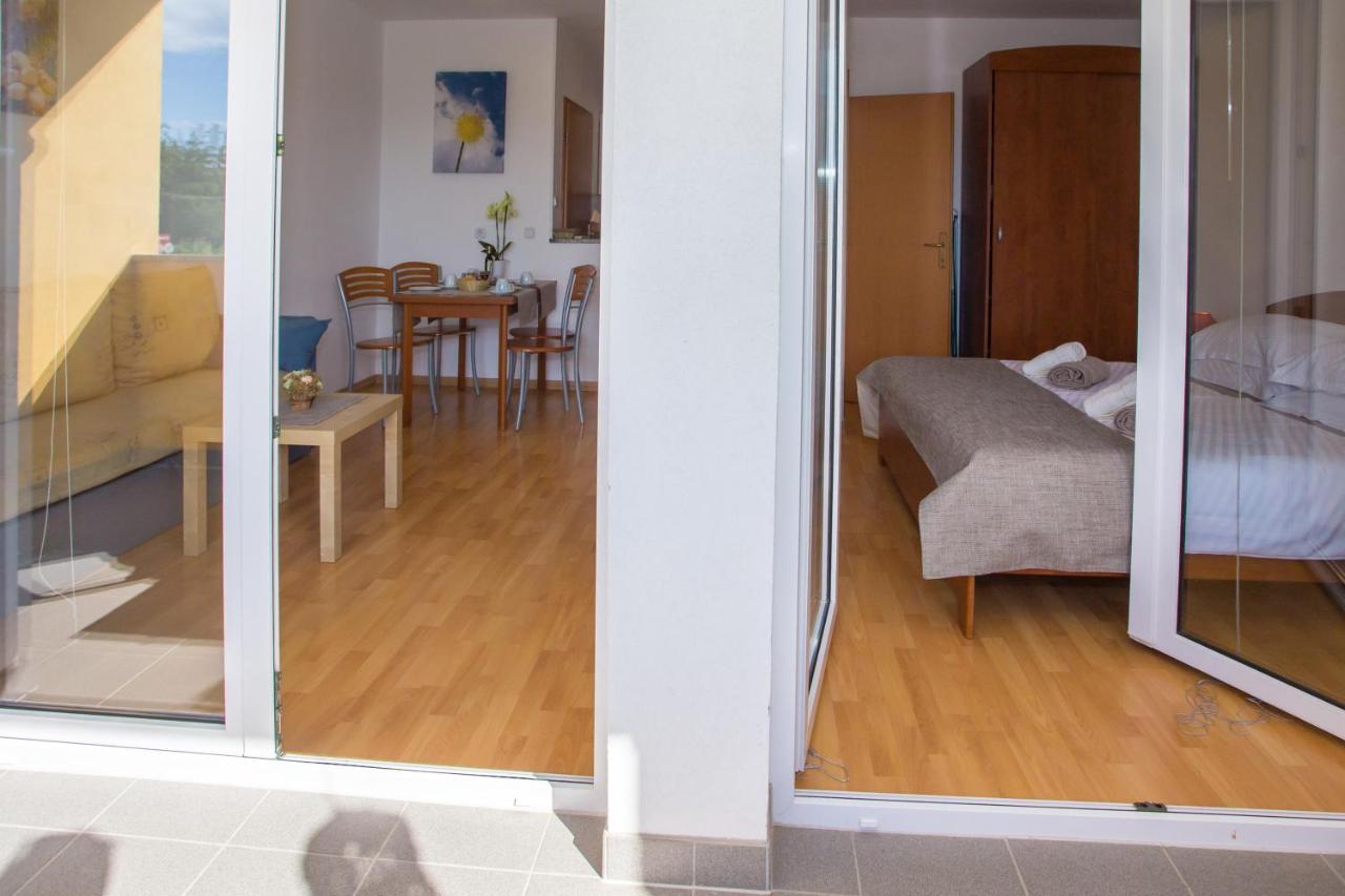 Apartman Vlado Apartment Vrsar Exterior photo