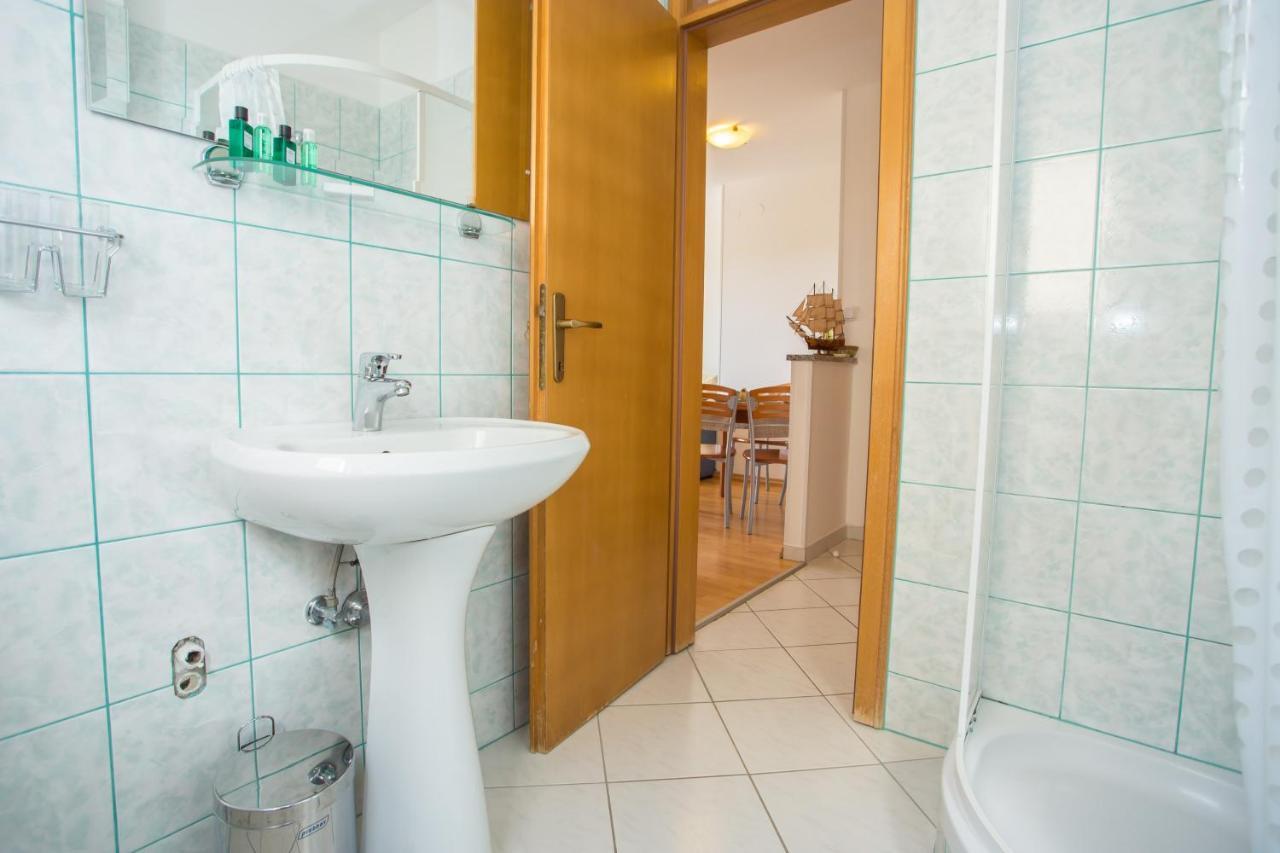Apartman Vlado Apartment Vrsar Exterior photo